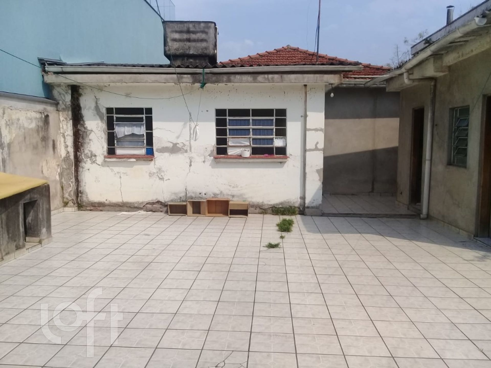 Casa à venda com 2 quartos, 300m² - Foto 3