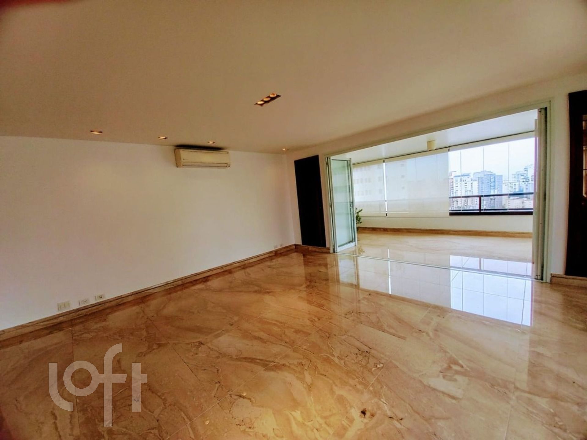 Apartamento à venda com 4 quartos, 420m² - Foto 4