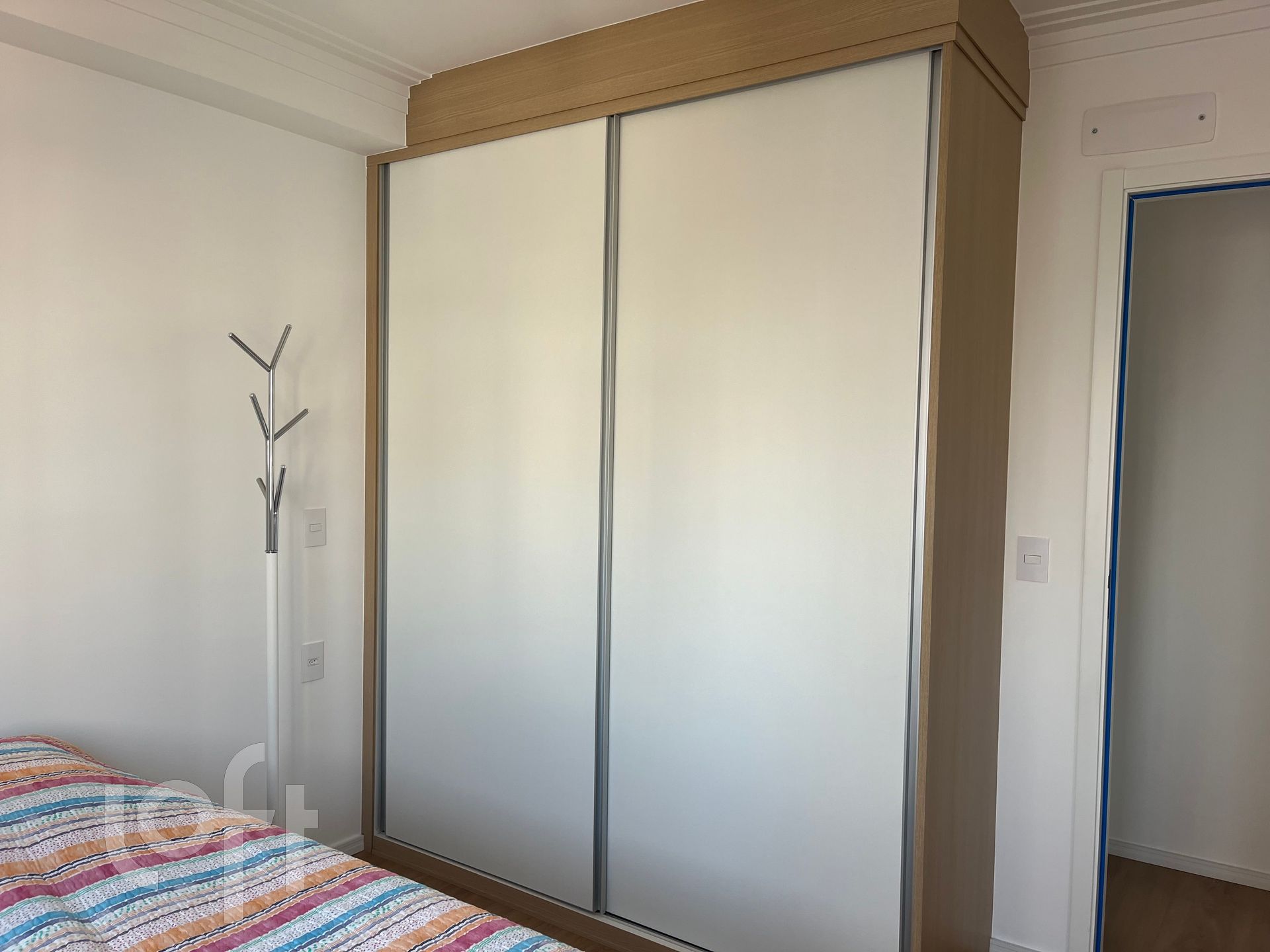 Apartamento à venda com 2 quartos, 66m² - Foto 13