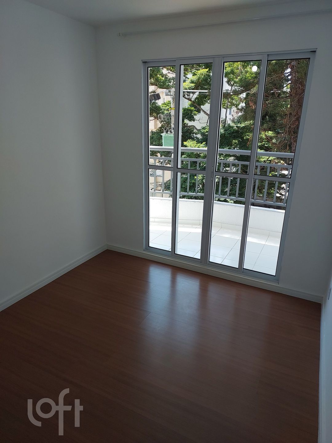 Apartamento à venda com 2 quartos, 45m² - Foto 3