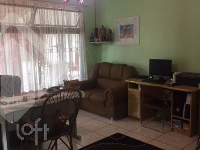 Casa com 169m², 3 dormitórios, 3 vagas, Chácara das Pedras em Porto Alegre