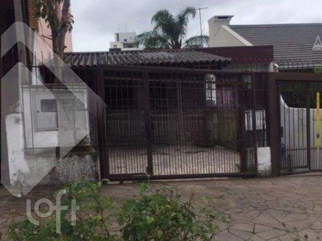 Casa com 169m², 3 dormitórios, 3 vagas, Chácara das Pedras em Porto Alegre