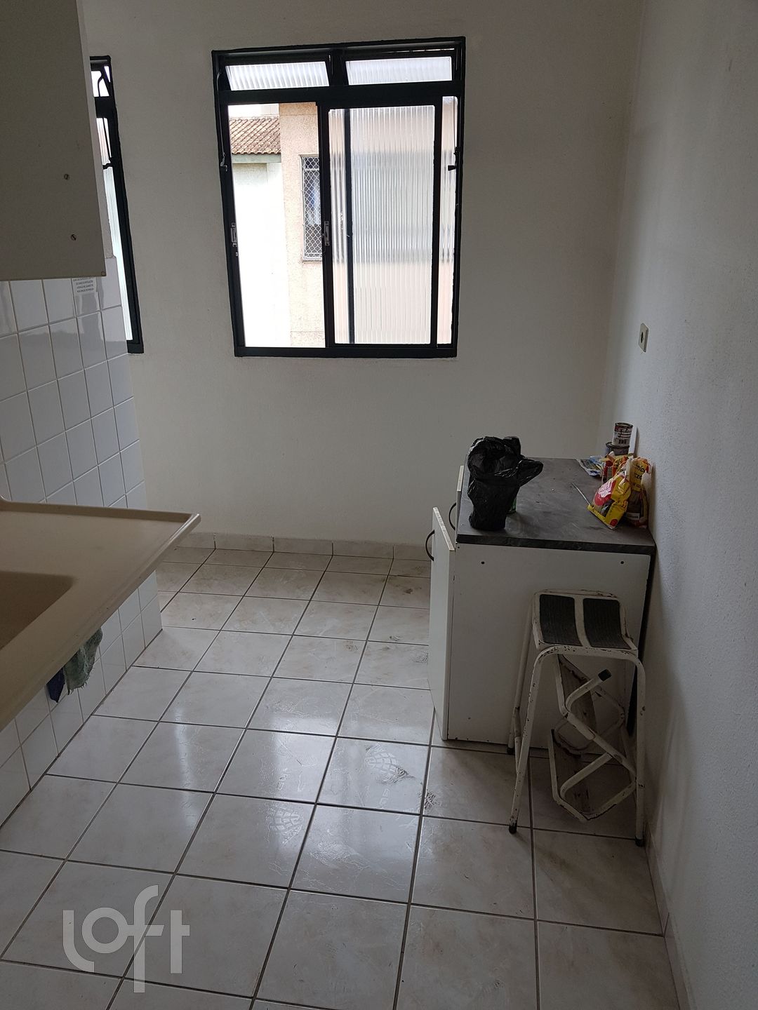 Apartamento à venda com 2 quartos, 44m² - Foto 2