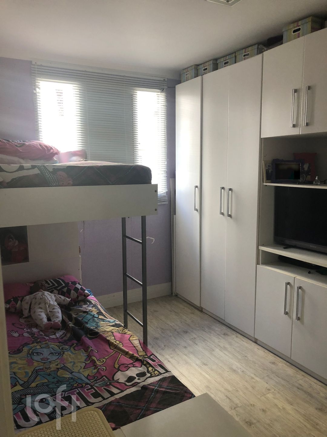 Apartamento à venda com 2 quartos, 64m² - Foto 2