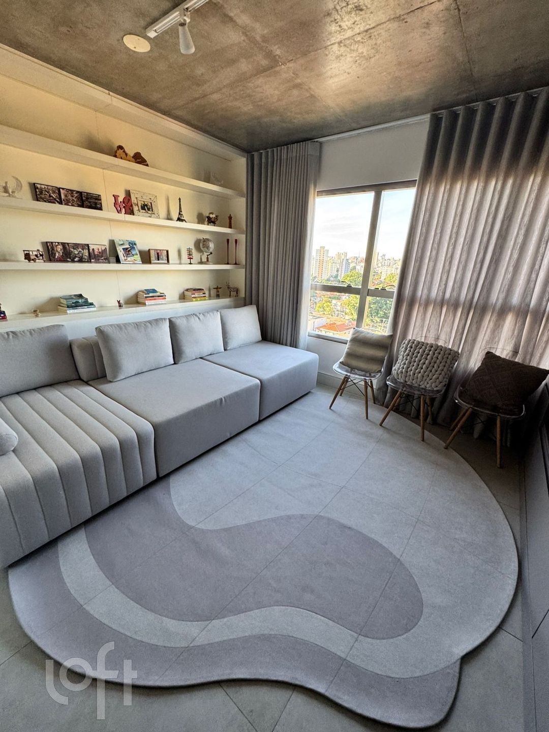 Apartamento à venda em Campo Belo com 70 m², 2 quartos, 1 vaga