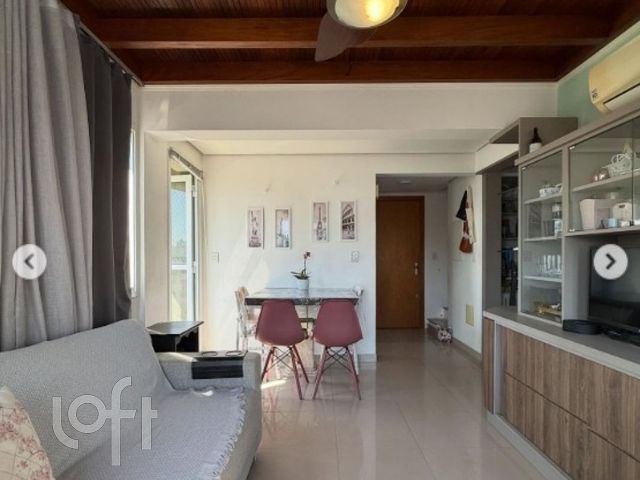Apartamento com 71m², 2 dormitórios, 1 suíte, 1 vaga, Menino Deus em Porto Alegre