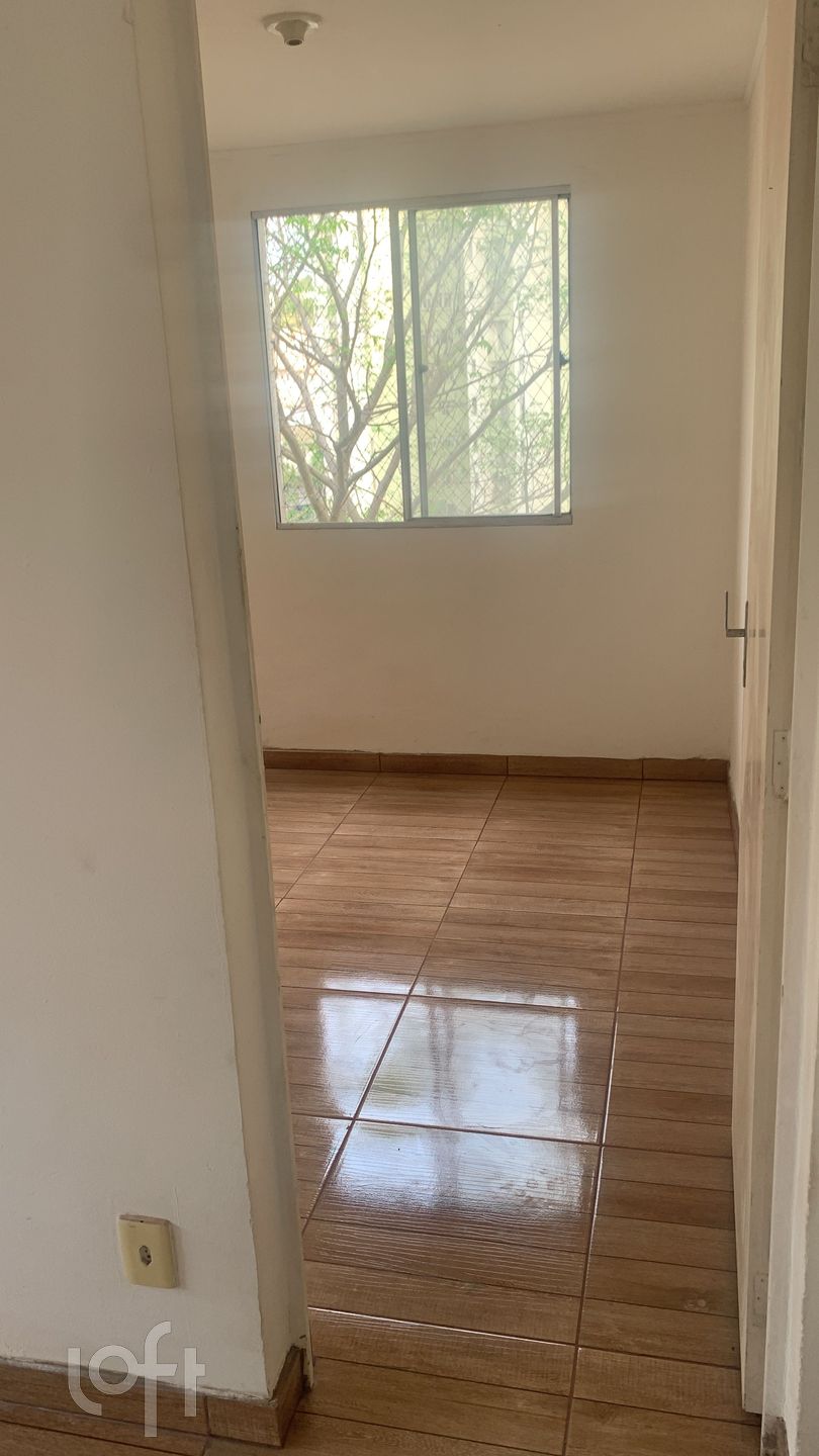 Apartamento à venda com 2 quartos, 45m² - Foto 4