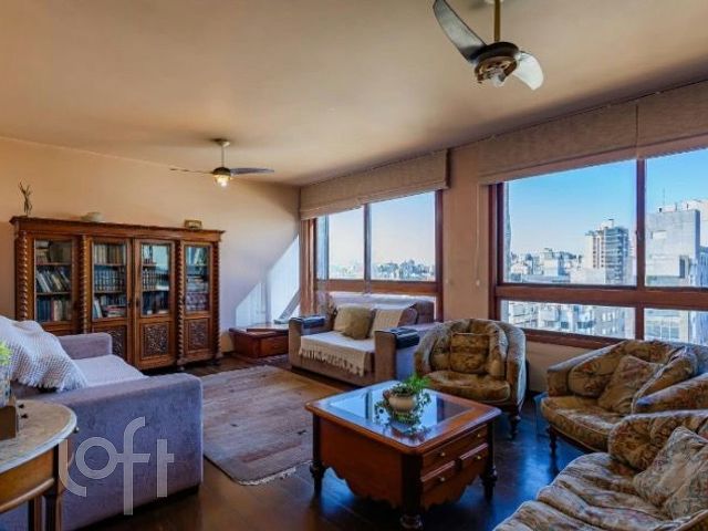 Apartamento com 157m², 3 dormitórios, 1 suíte, 3 vagas, Moinhos de Vento em Porto Alegre