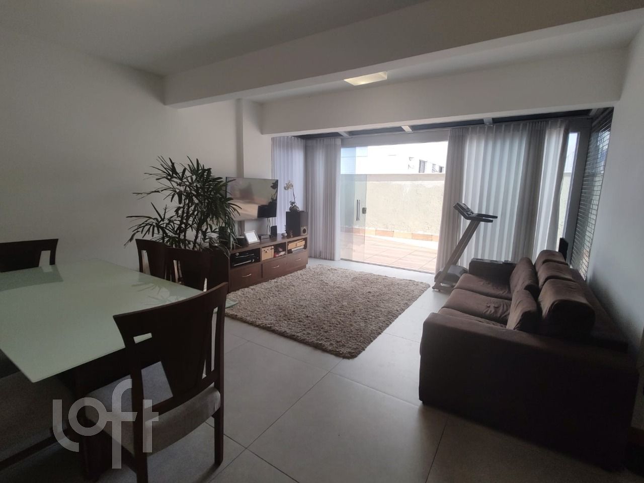 Apartamento à venda com 3 quartos, 181m² - Foto 3