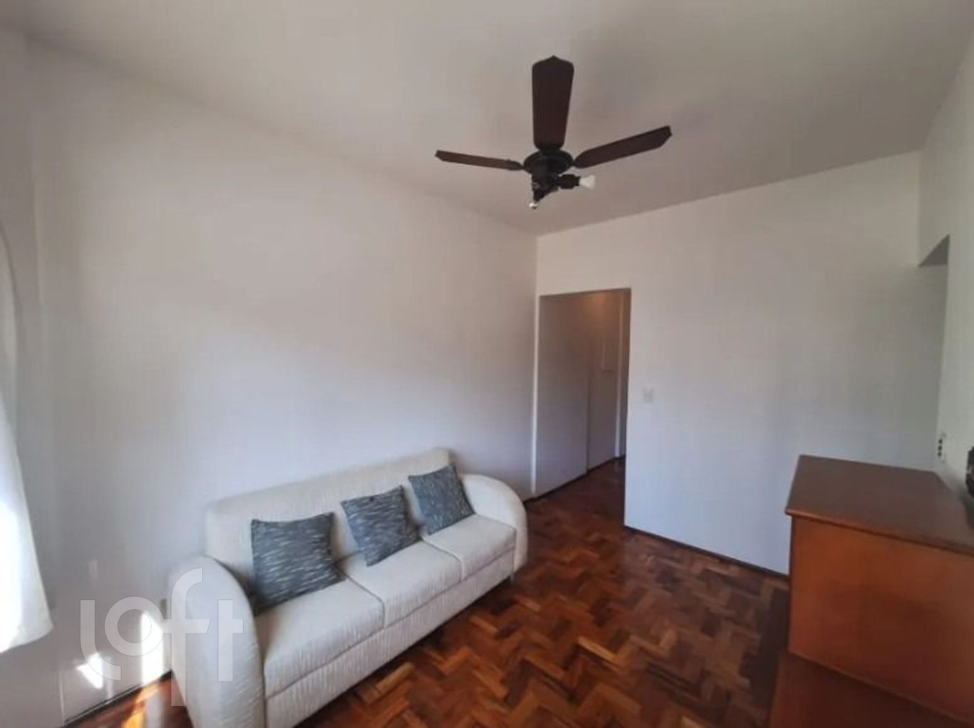 Apartamento à venda com 2 quartos, 60m² - Foto 4