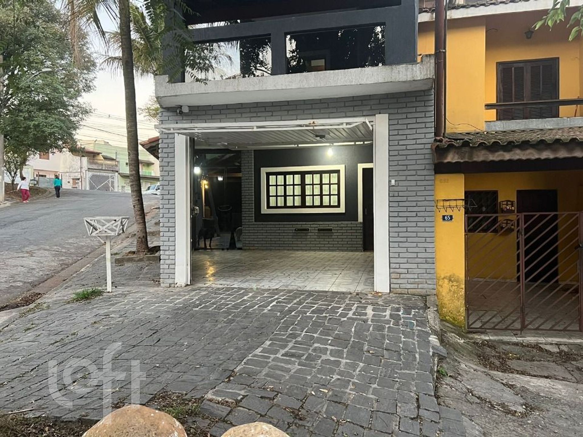 Casa à venda com 2 quartos, 270m² - Foto 4