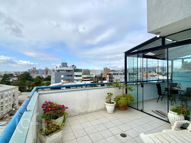 Apartamento com 131m², 3 dormitórios, 1 vaga, Cristo Redentor em Porto Alegre