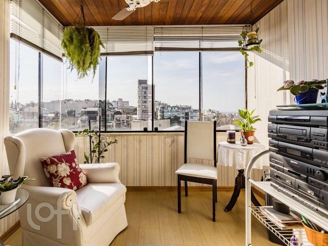Apartamento com 131m², 3 dormitórios, 1 vaga, Cristo Redentor em Porto Alegre