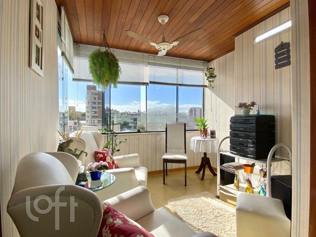 Apartamento com 131m², 3 dormitórios, 1 suíte, 1 vaga, Cristo Redentor em Porto Alegre