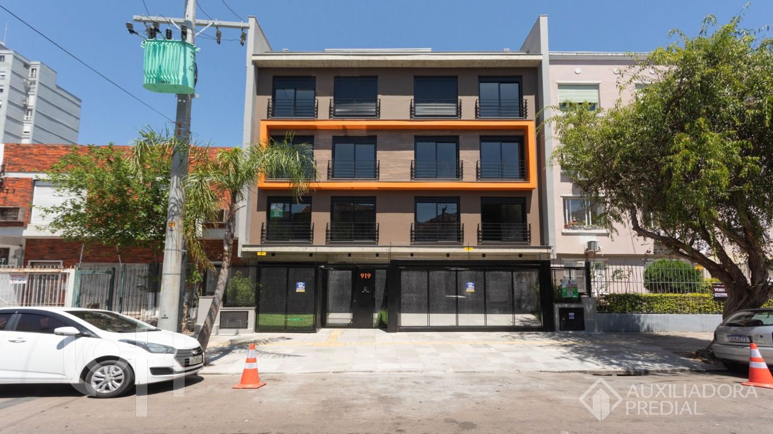 Apartamento com 30m², 1 dormitório, Rio Branco em Porto Alegre