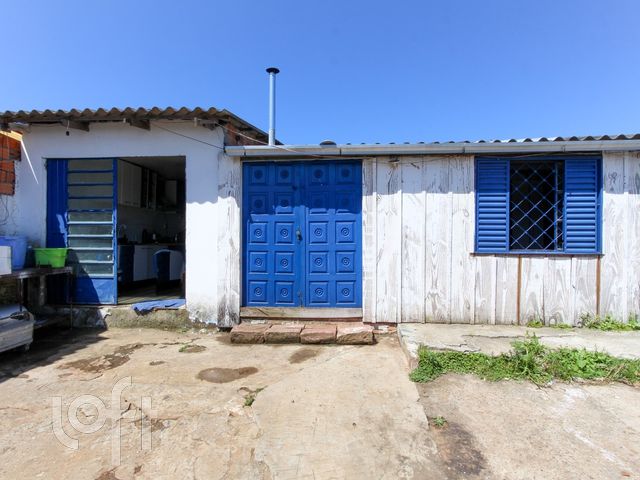 Casa com 120m², 4 dormitórios no bairro Harmonia em Canoas para Comprar