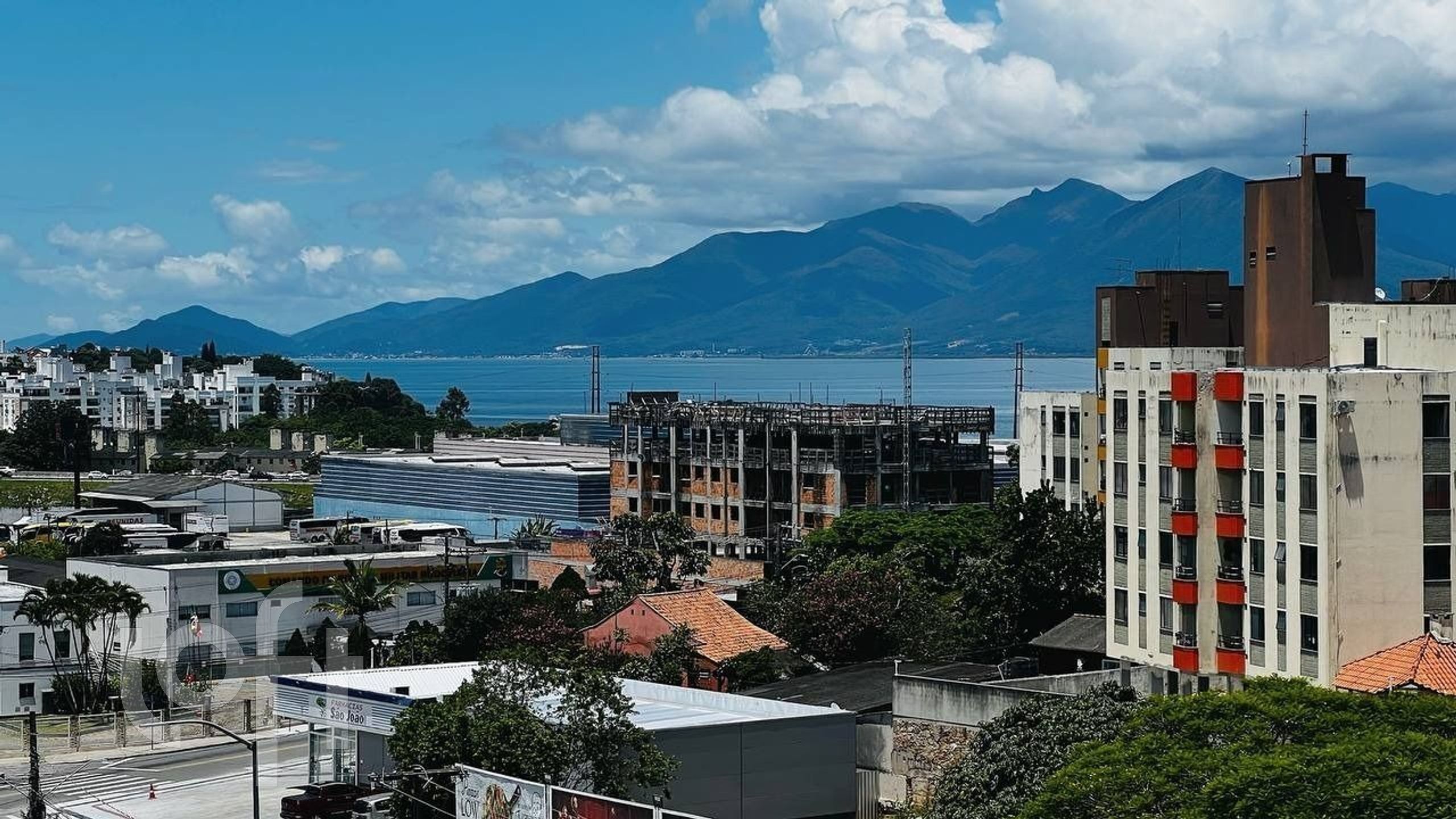 Apartamento à venda em Capoeiras com 117 m², 2 quartos, 1 suíte, 2 vagas