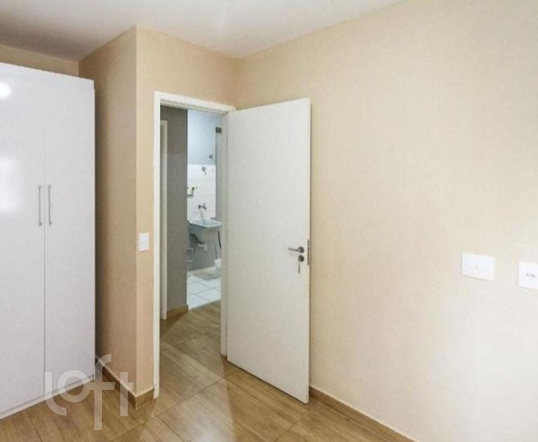 Apartamento à venda com 2 quartos, 41m² - Foto 2