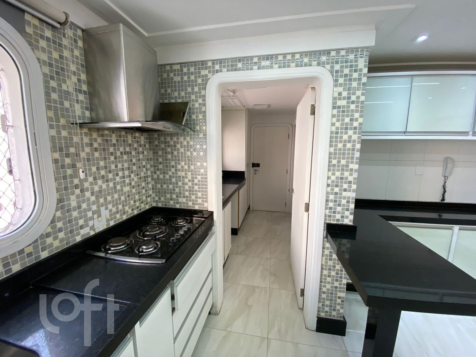 Apartamento à venda com 4 quartos, 234m² - Foto 11