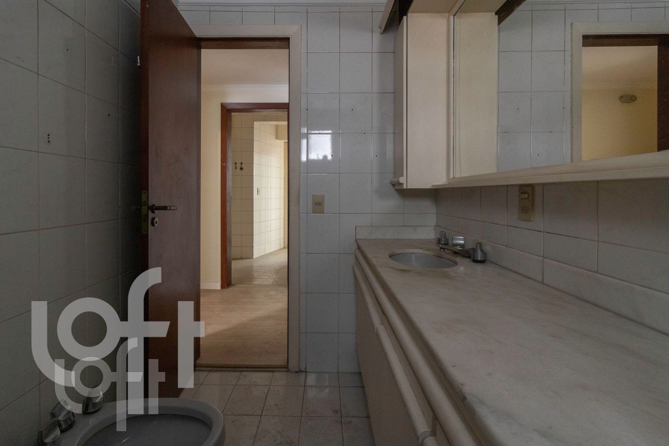 Apartamento à venda com 4 quartos, 210m² - Foto 5