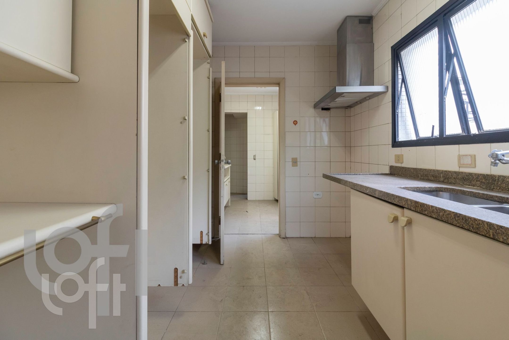 Apartamento à venda com 4 quartos, 210m² - Foto 37