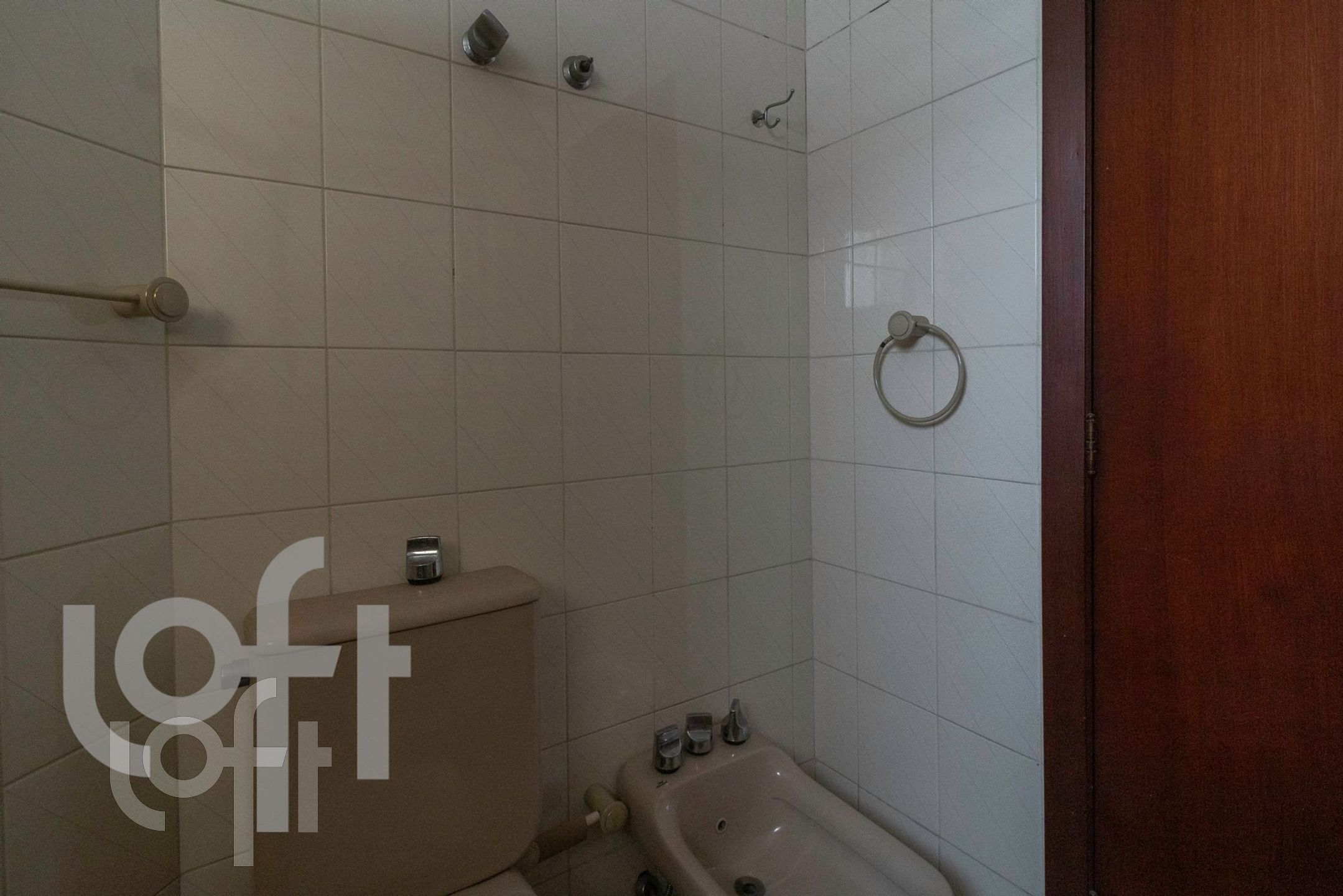 Apartamento à venda com 4 quartos, 210m² - Foto 9