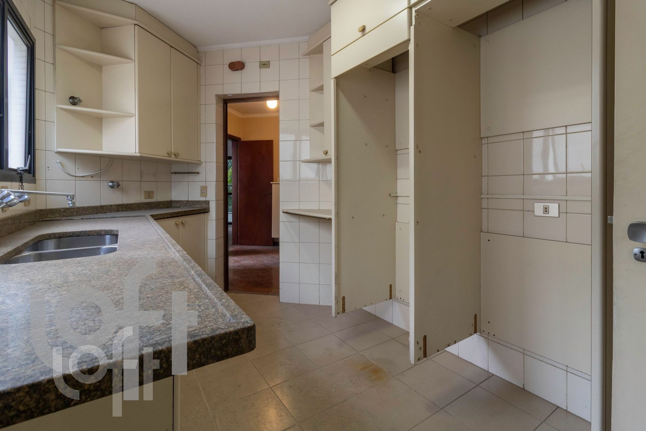 Apartamento à venda com 4 quartos, 210m² - Foto 39