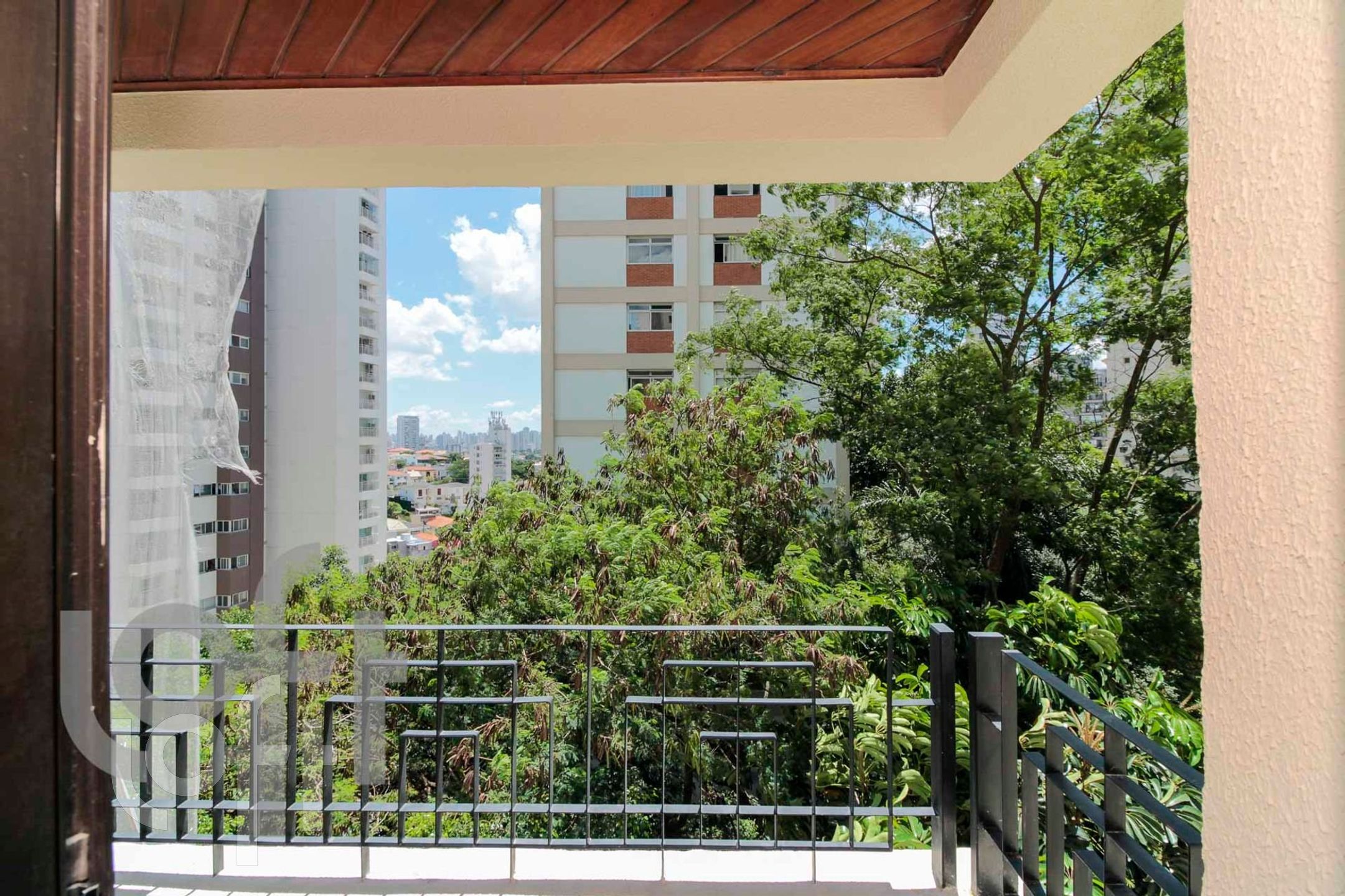 Apartamento à venda com 3 quartos, 130m² - Foto 13