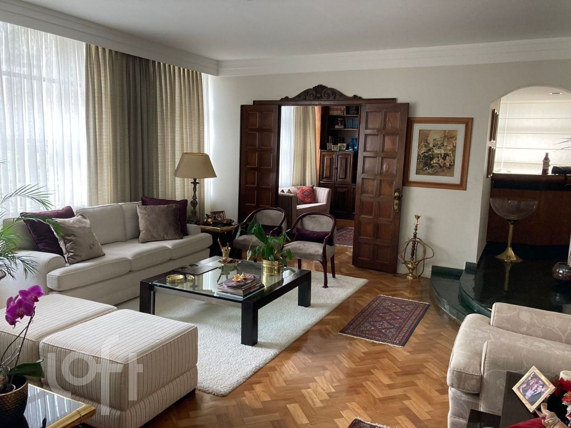 Apartamento à venda com 4 quartos, 275m² - Foto 2