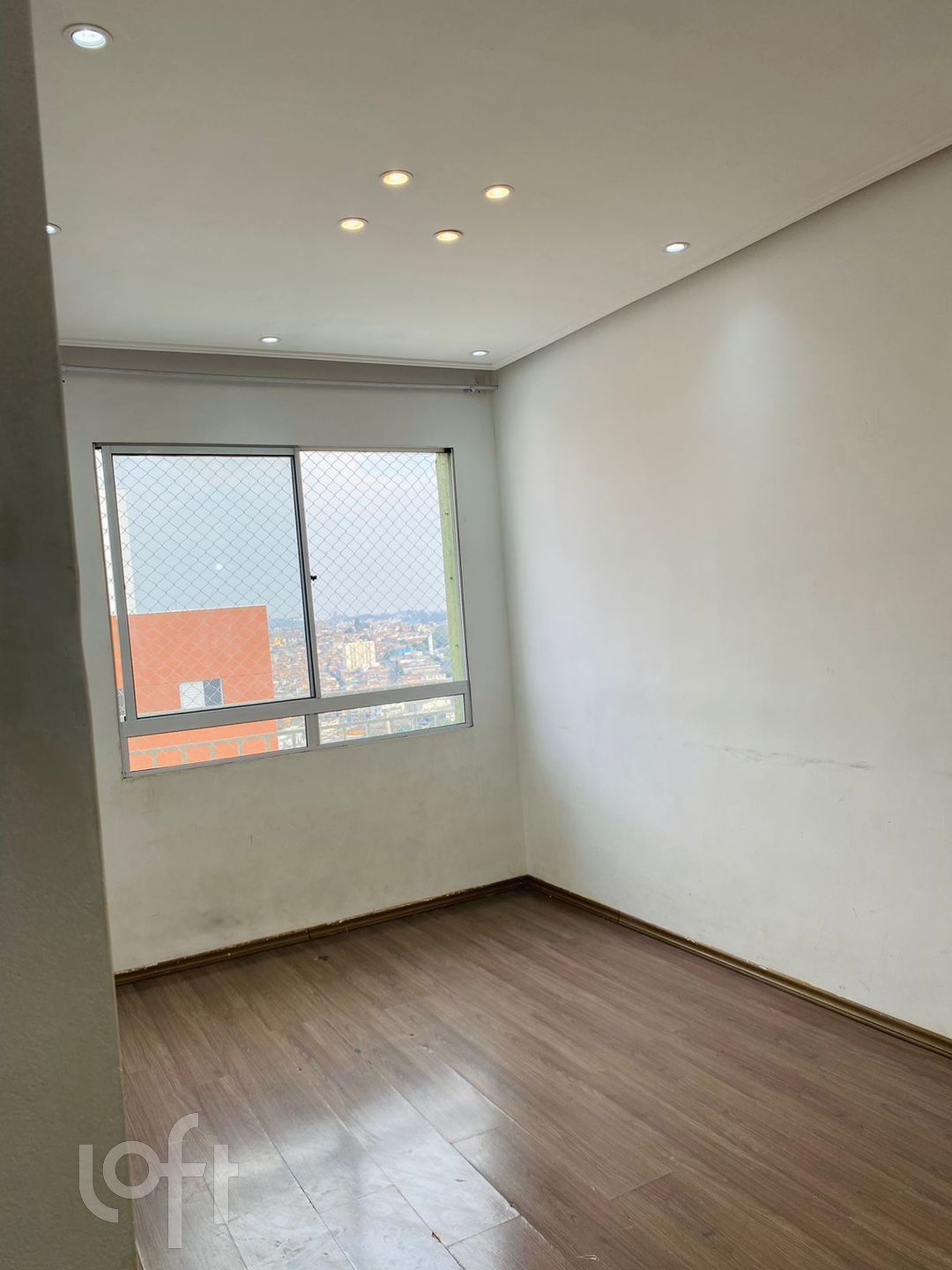 Apartamento à venda em Canhema com 43 m², 2 quartos, 1 vaga