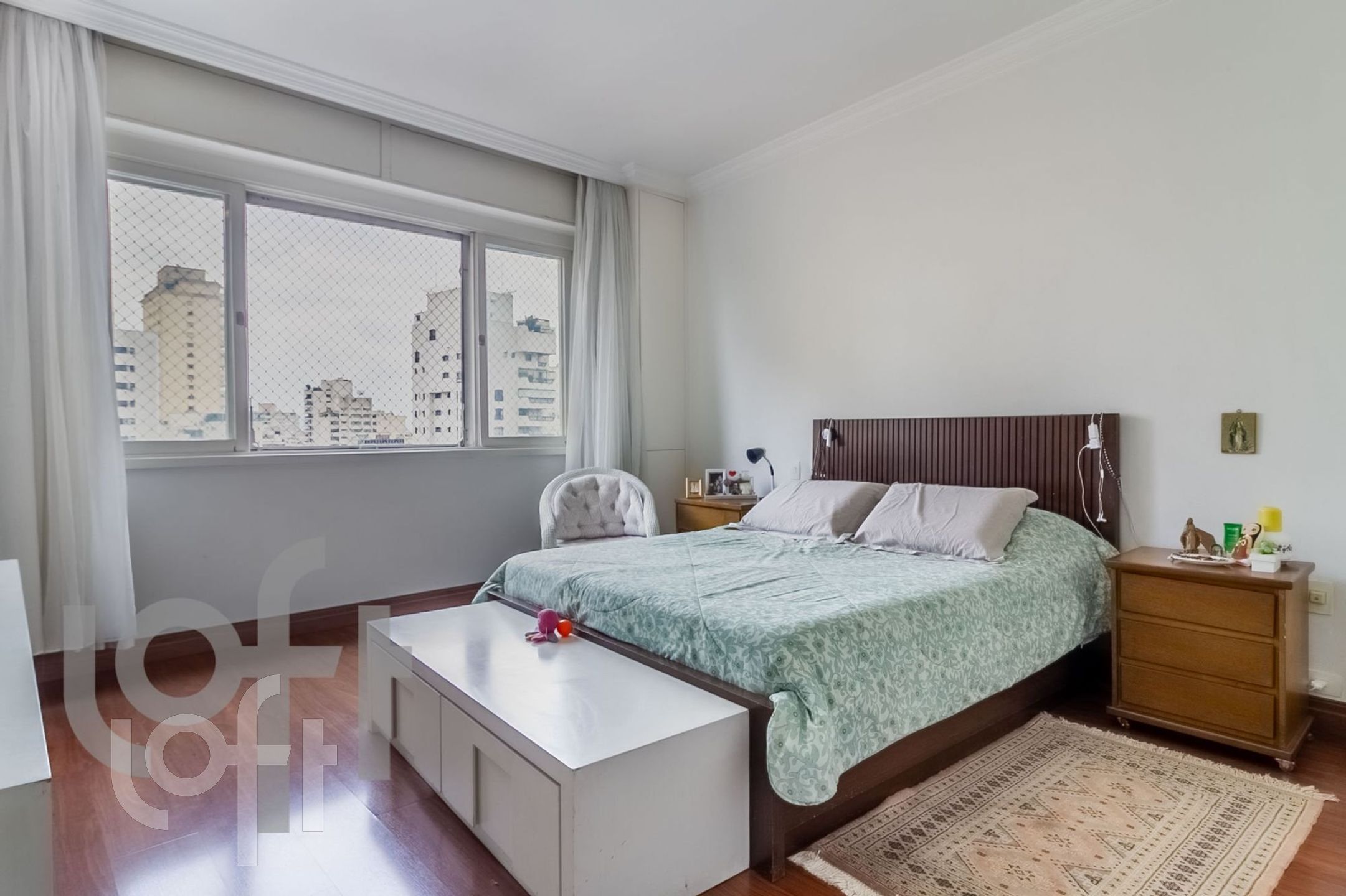 Apartamento à venda com 4 quartos, 270m² - Foto 18