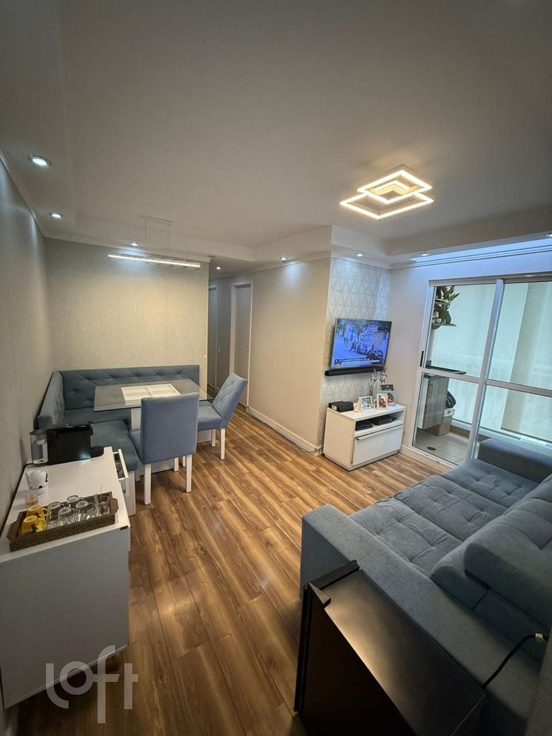 Apartamento 2 dormitórios mobiliado, próximo ao me