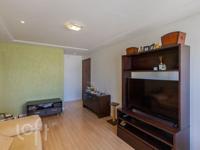 Apartamento com 76m², 2 dormitórios, 2 vagas, Rio Branco em Porto Alegre