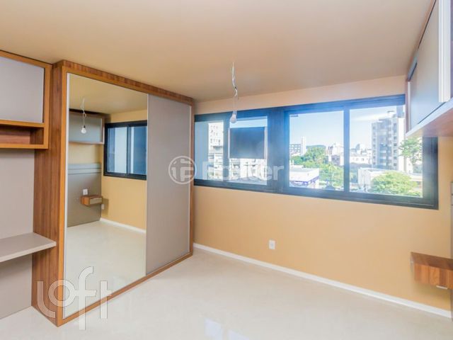 Apartamento com 25m², 1 dormitório, 1 vaga, Rio Branco em Porto Alegre