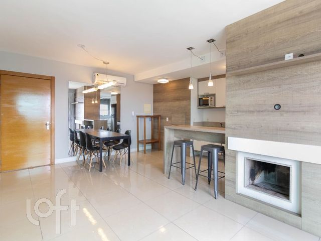 Apartamento com 57m², 1 dormitório, 1 suíte, 1 vaga, Três Figueiras em Porto Alegre