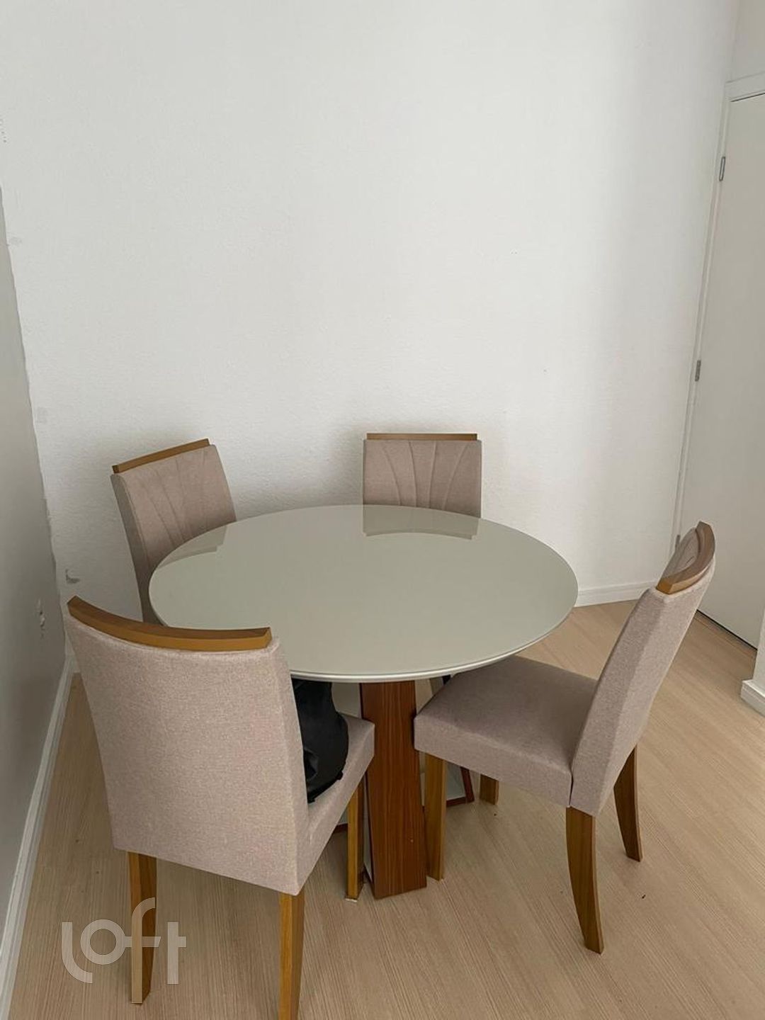 Apartamento à venda com 2 quartos, 41m² - Foto 4