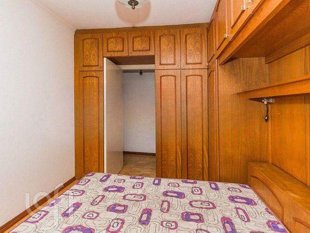 Apartamento com 68m², 2 dormitórios, 2 vagas, São João em Porto Alegre