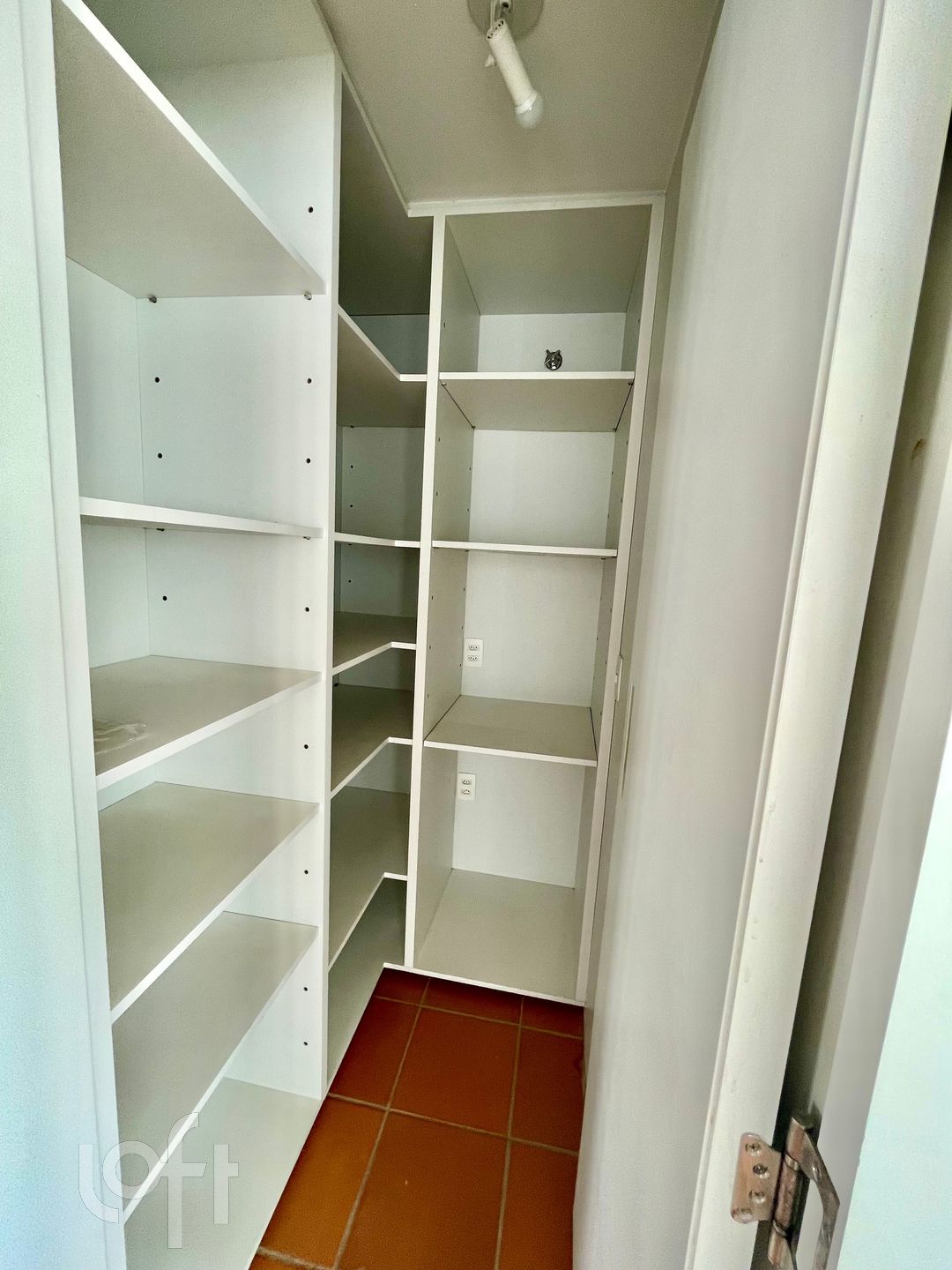 Apartamento à venda com 2 quartos, 120m² - Foto 17