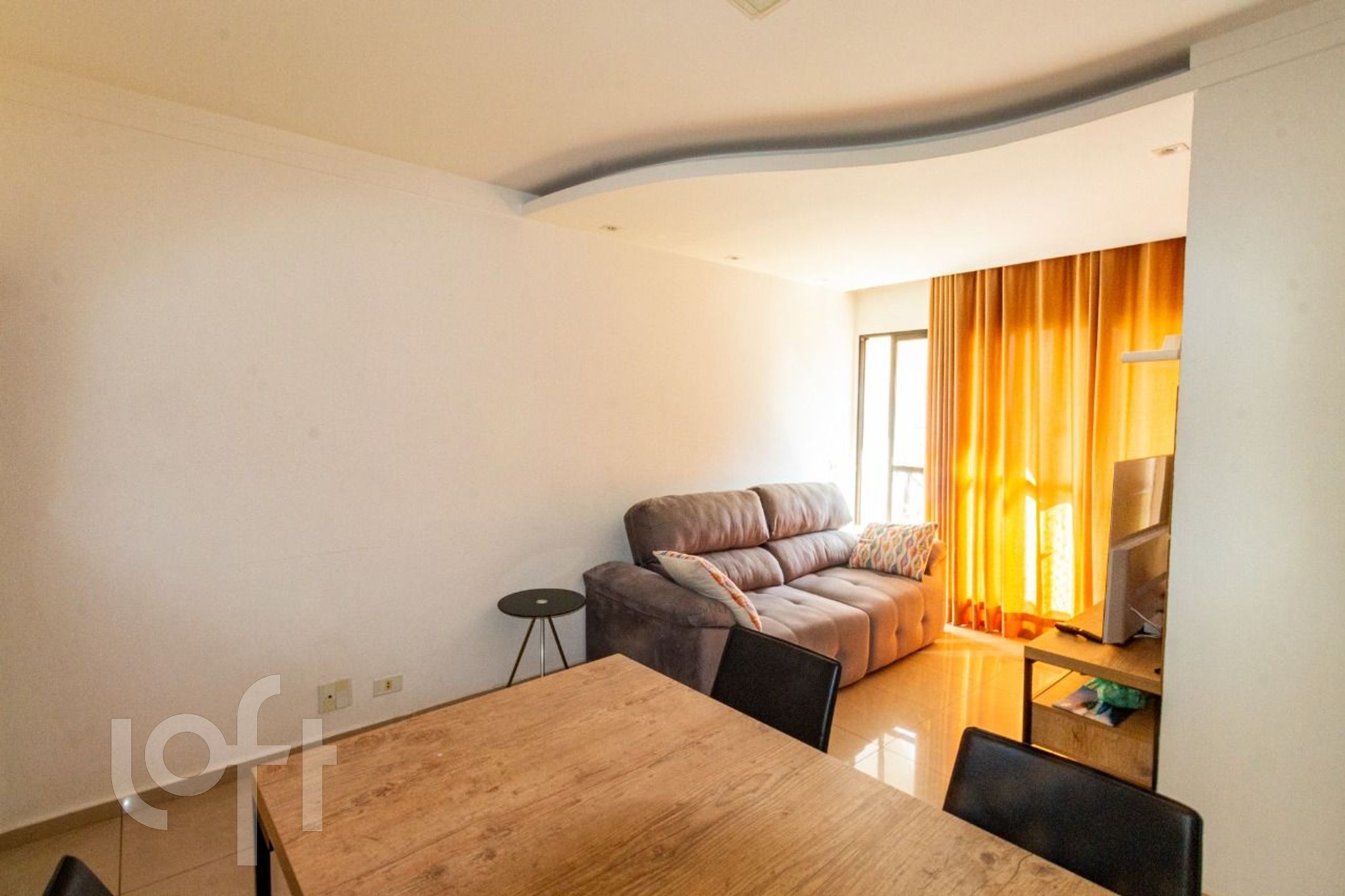 Apartamento à venda com 2 quartos, 58m² - Foto 2