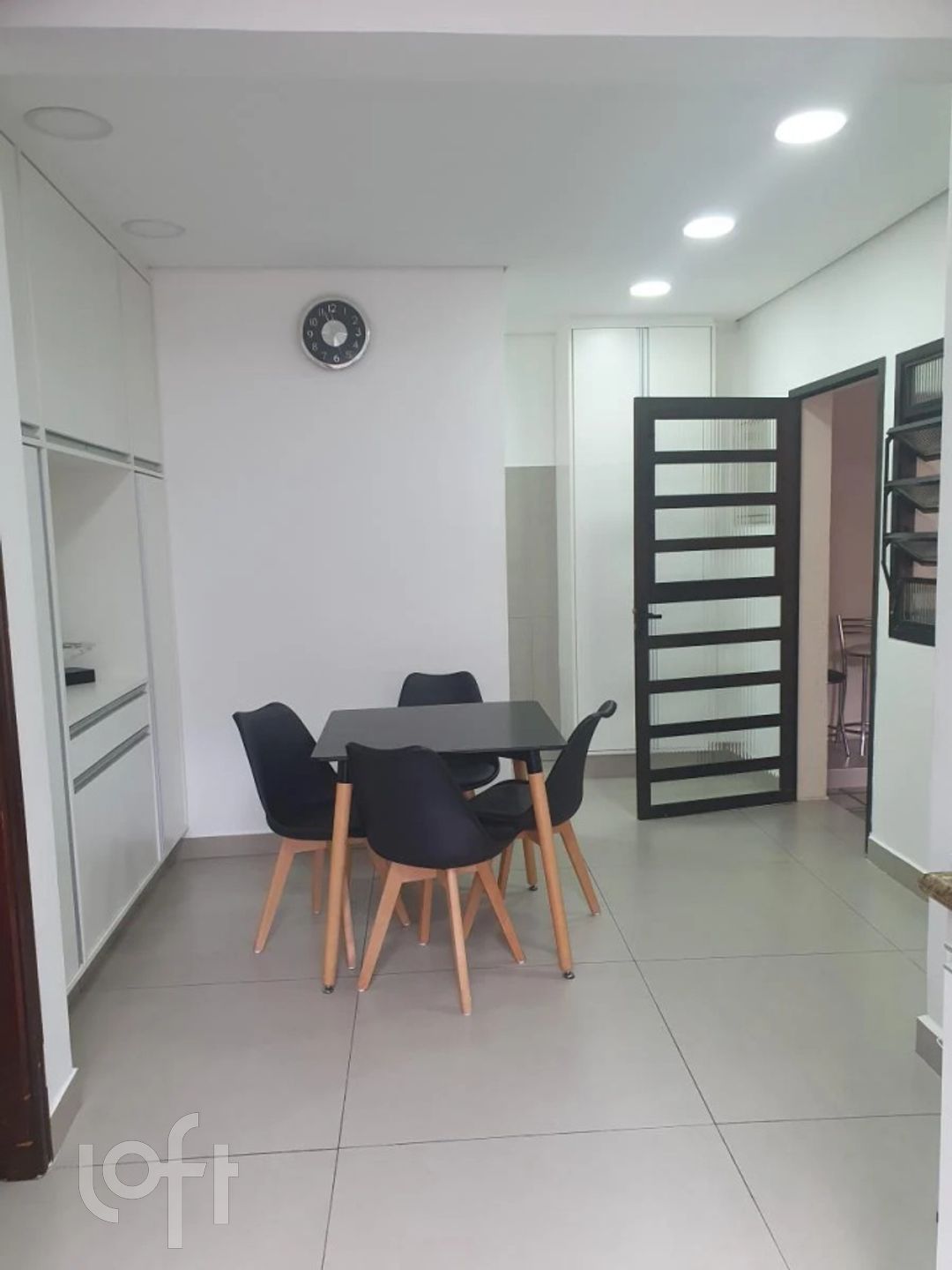 Casa à venda com 5 quartos, 225m² - Foto 8