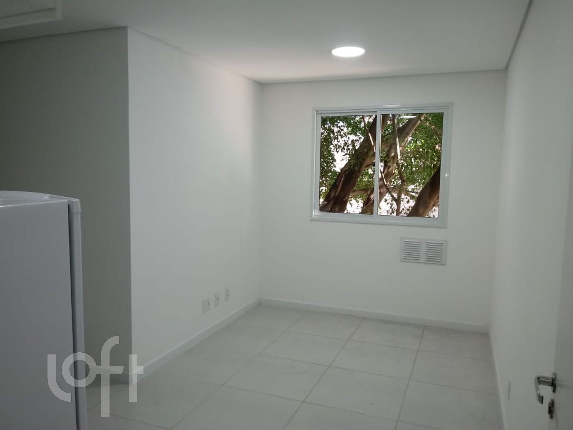 Apartamento à venda com 2 quartos, 39m² - Foto 1