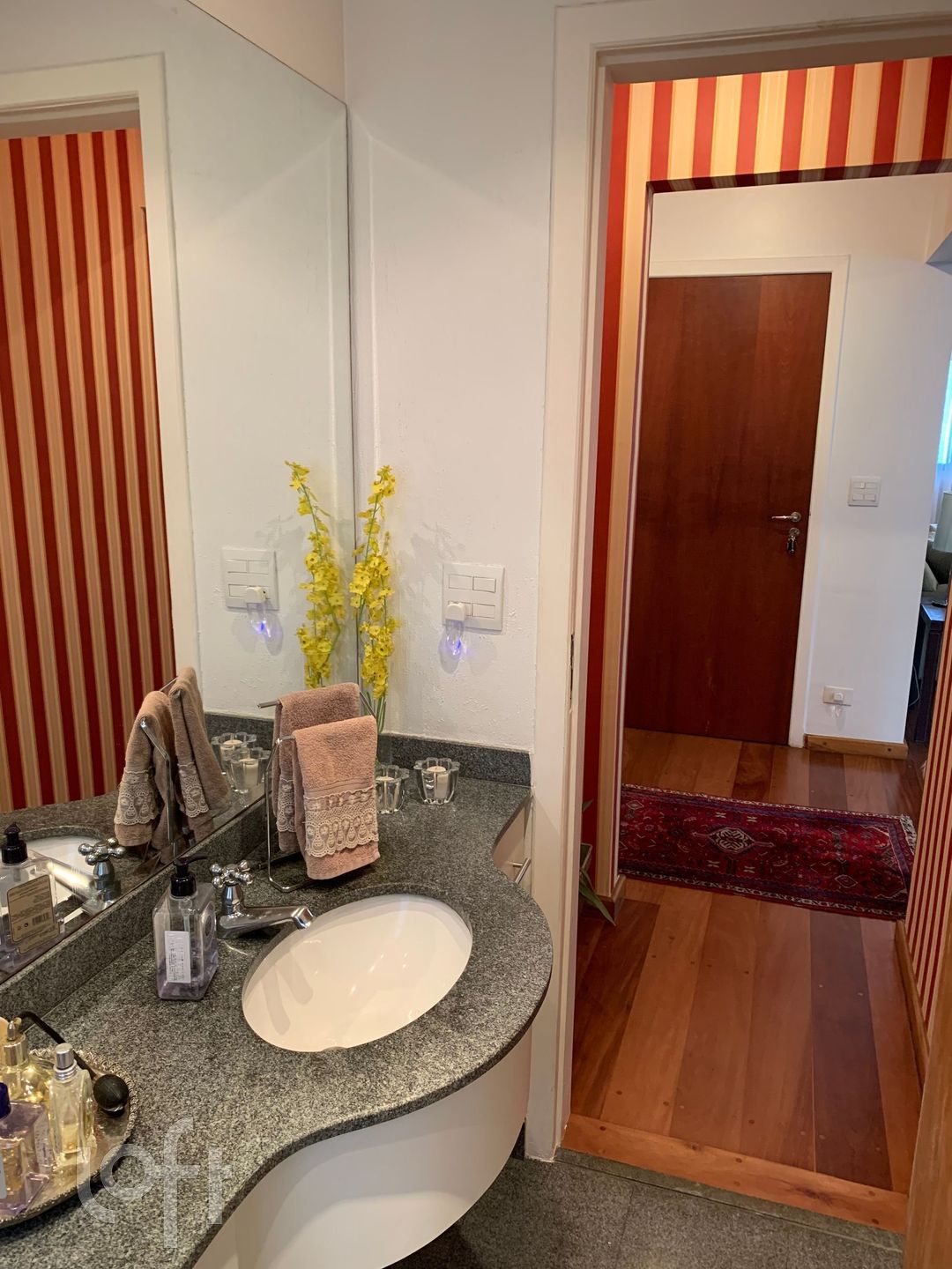 Apartamento à venda com 3 quartos, 170m² - Foto 5