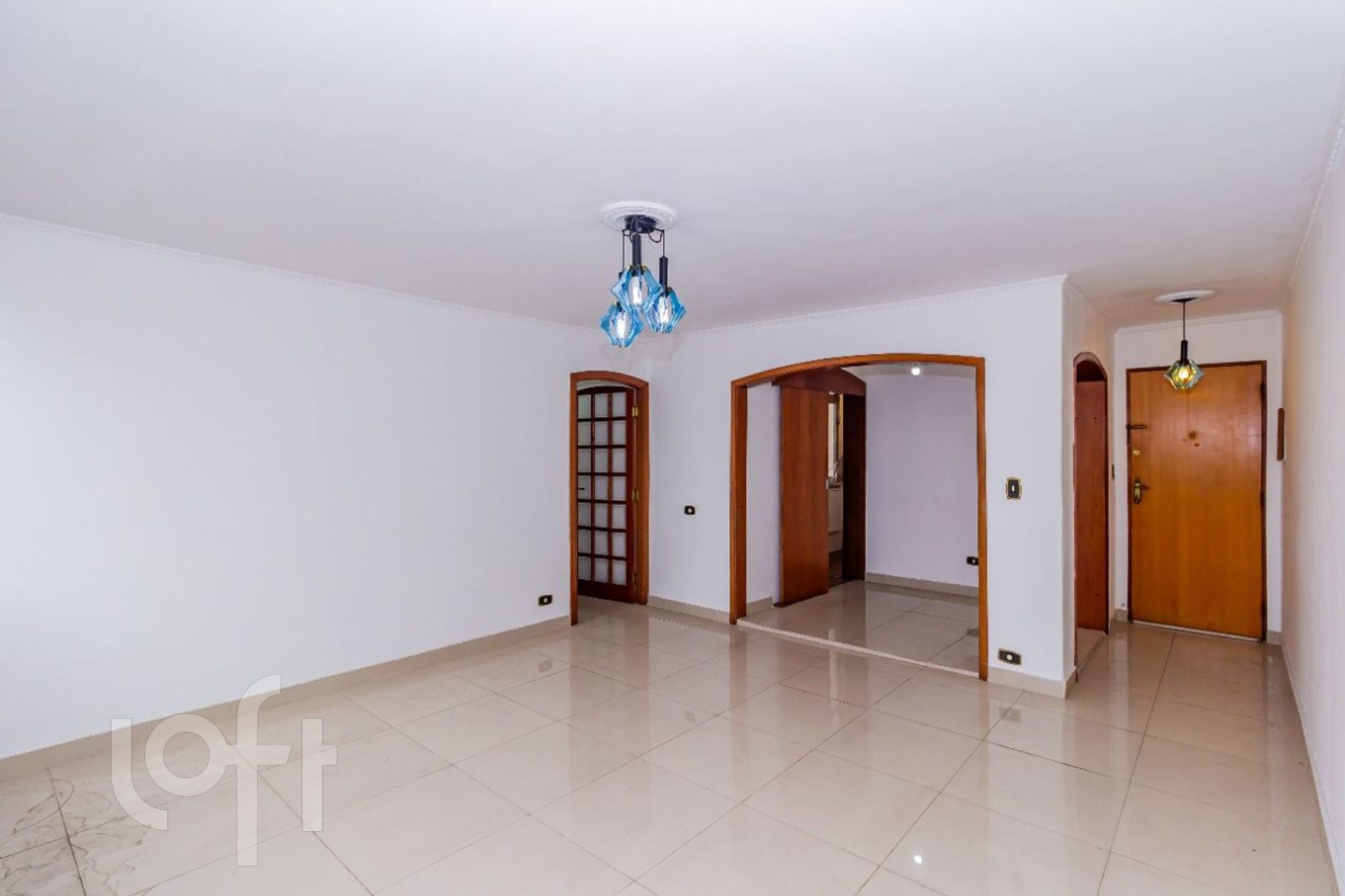 Apartamento à venda com 2 quartos, 99m² - Foto 3