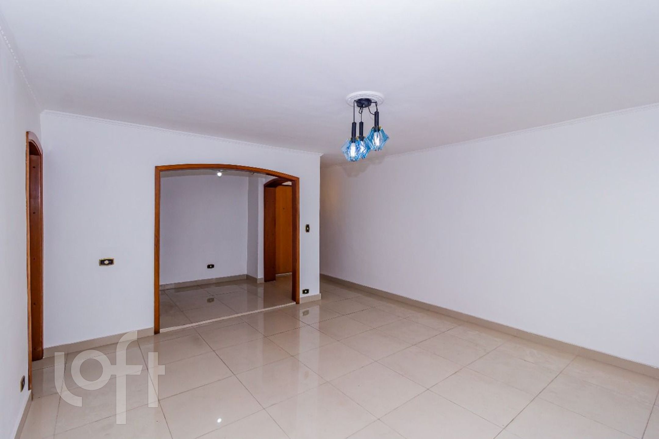 Apartamento à venda com 2 quartos, 99m² - Foto 4