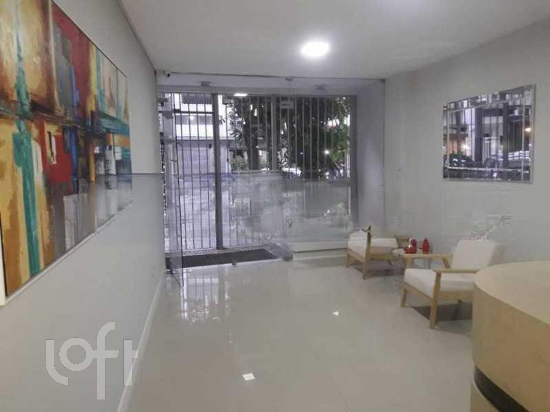 Apartamento à venda com 1 quarto, 85m² - Foto 19