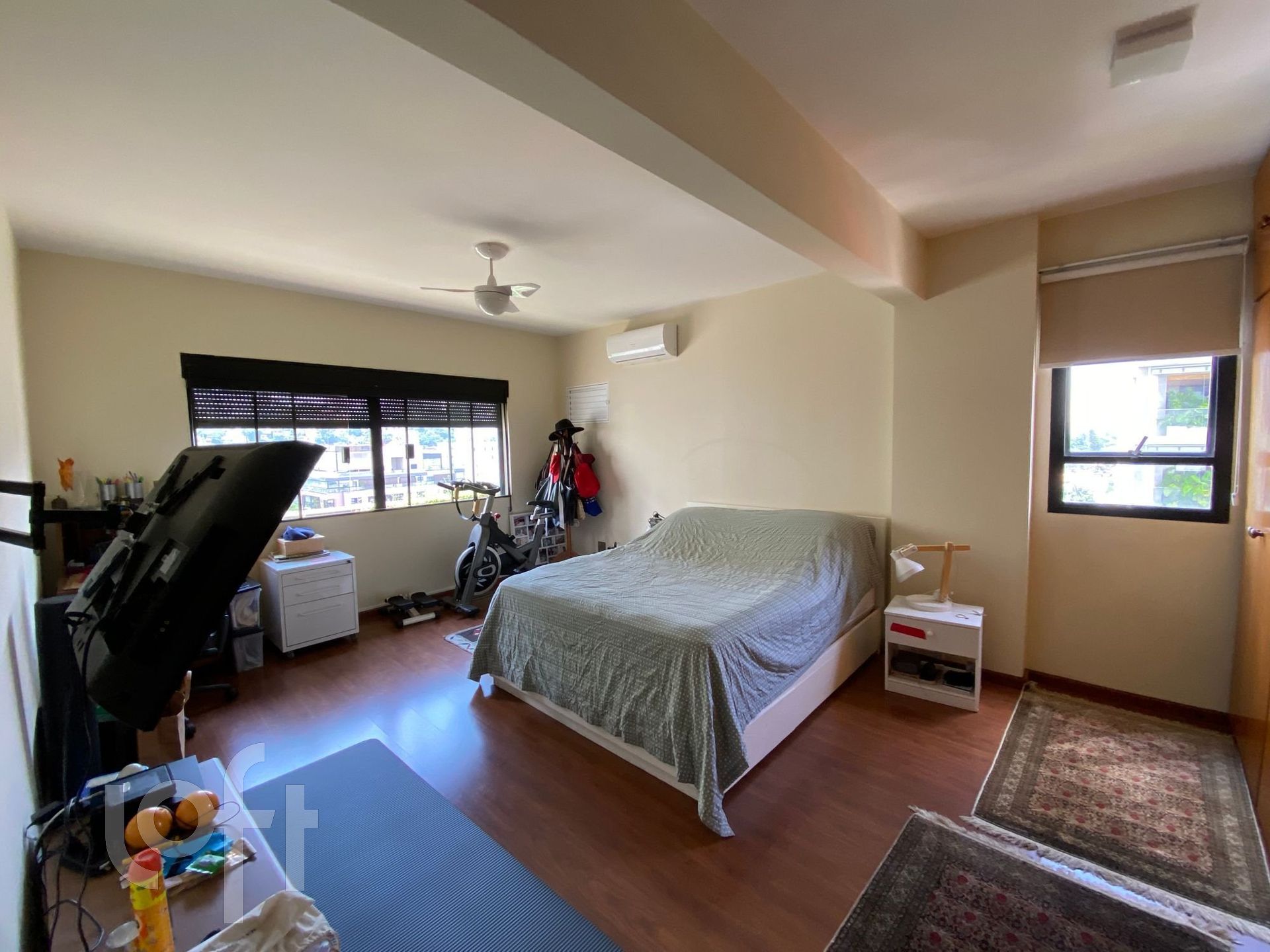 Apartamento à venda com 3 quartos, 253m² - Foto 4