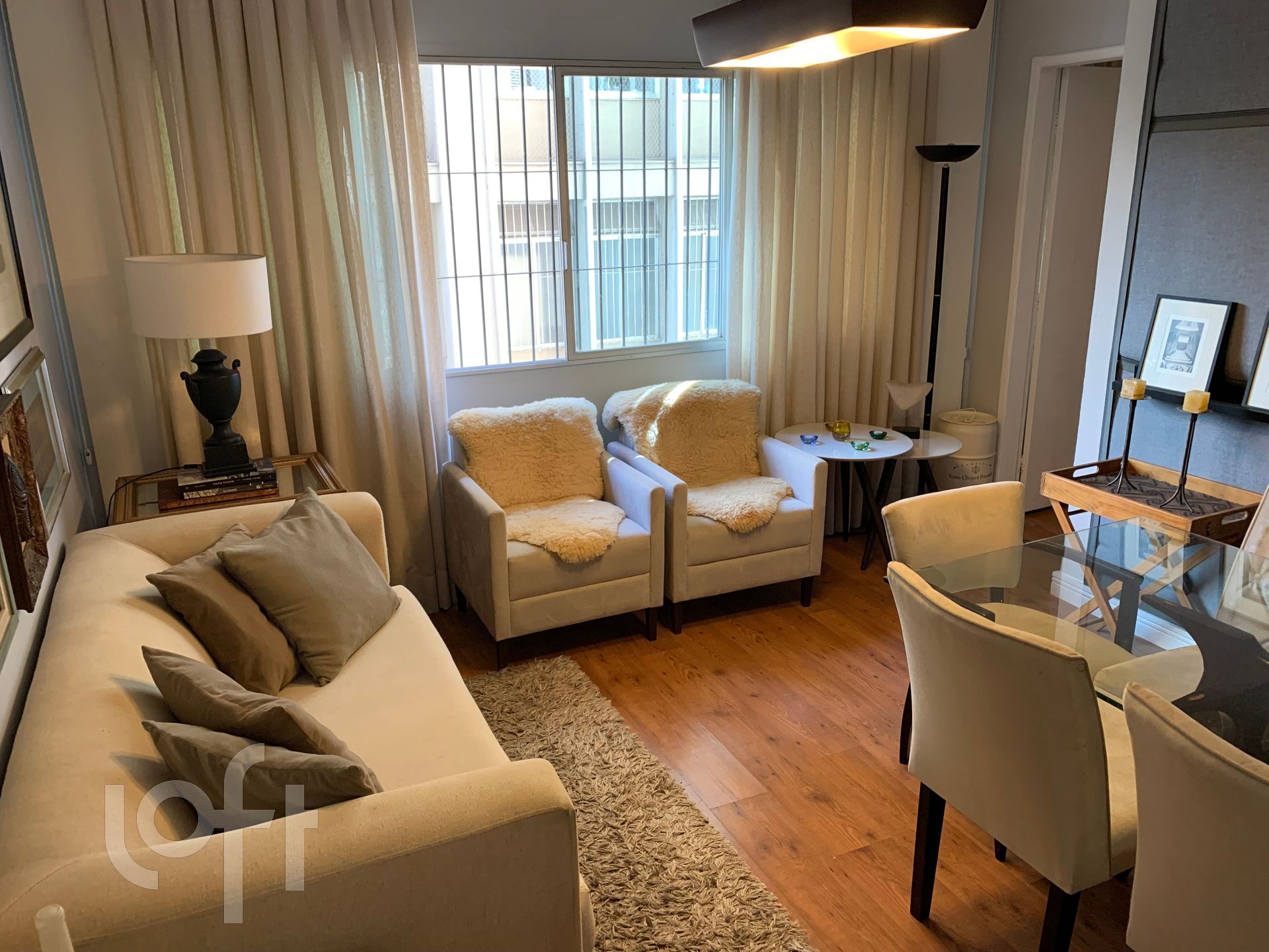 Apartamento à venda com 1 quarto, 48m² - Foto 1