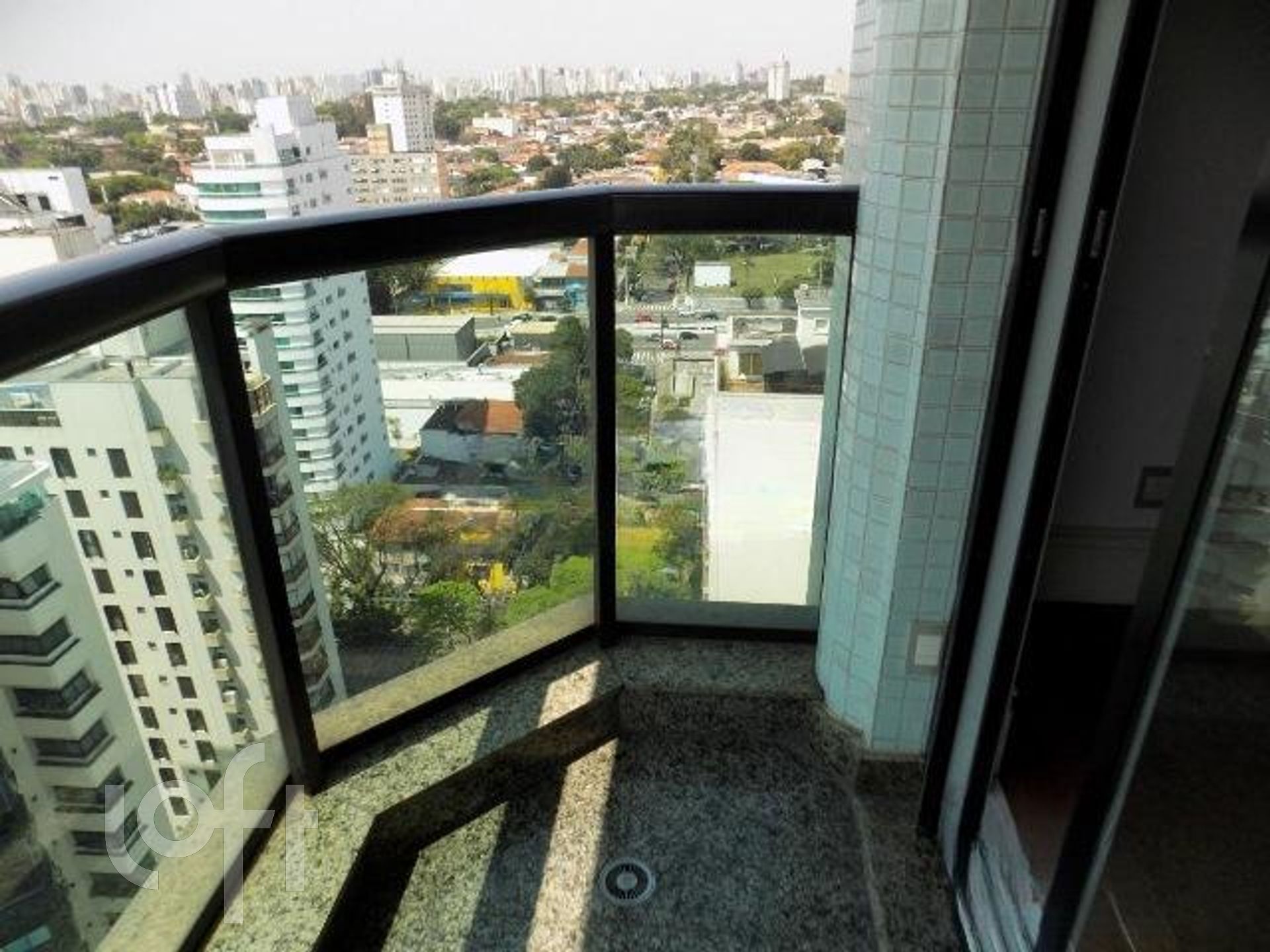 Apartamento à venda com 4 quartos, 600m² - Foto 3