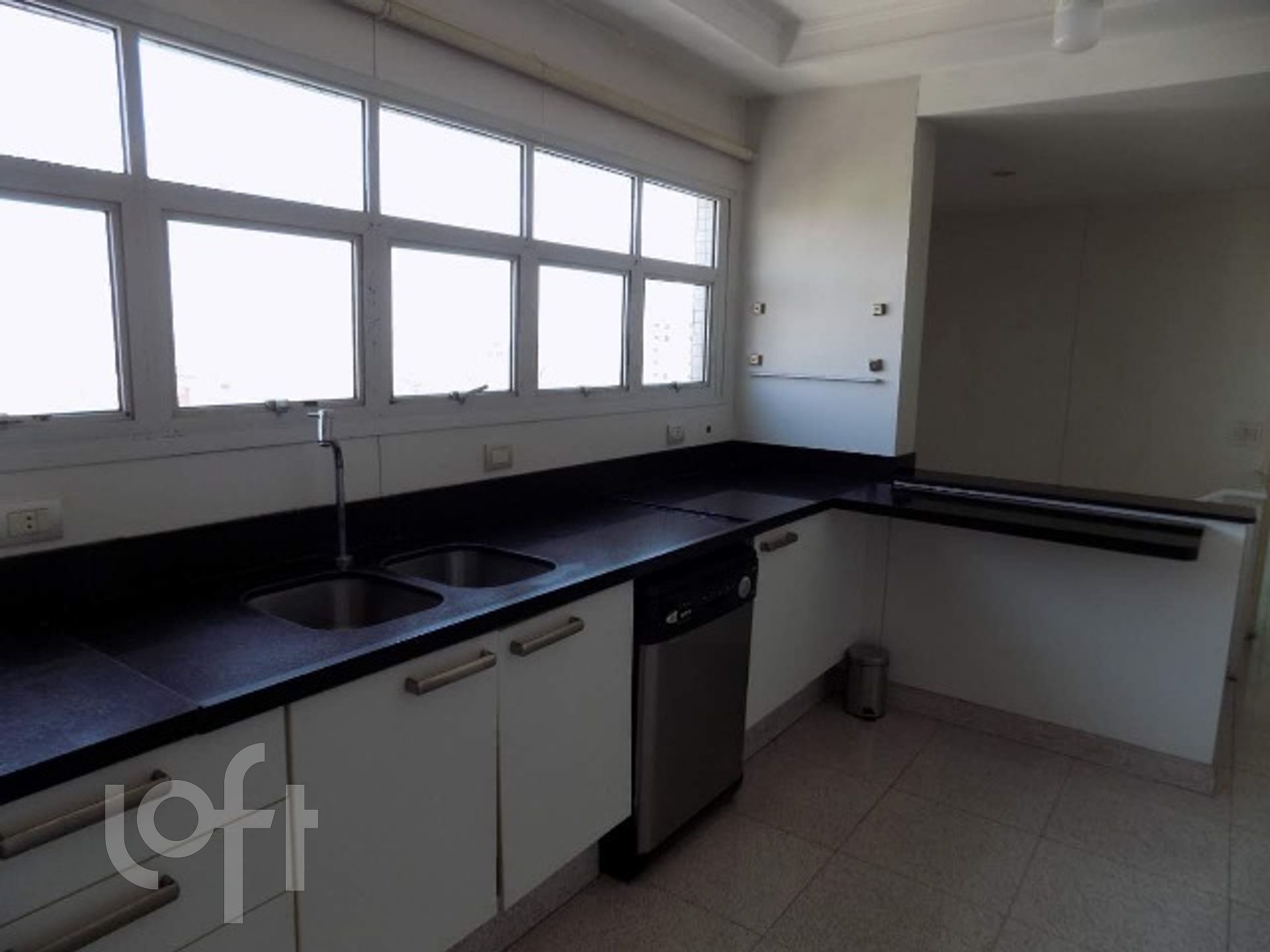 Apartamento à venda com 4 quartos, 600m² - Foto 33