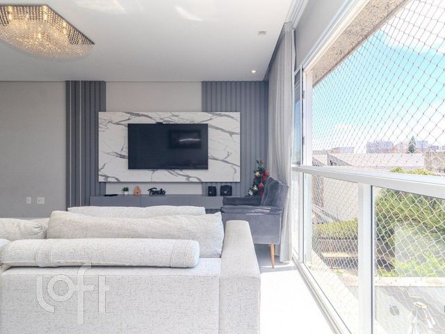 Apartamento com 108m², 3 dormitórios, 1 suíte, 2 vagas, Vila Ipiranga em Porto Alegre